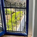House With Lovely Terrace 10 Min Drive From The Sea Vikendica