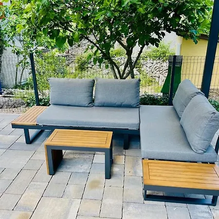 Vikendica House With Lovely Terrace 10 Min Drive From The Sea *